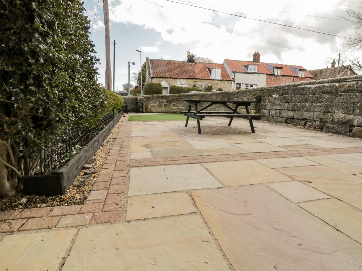 The Lodge Whitby Exterior foto